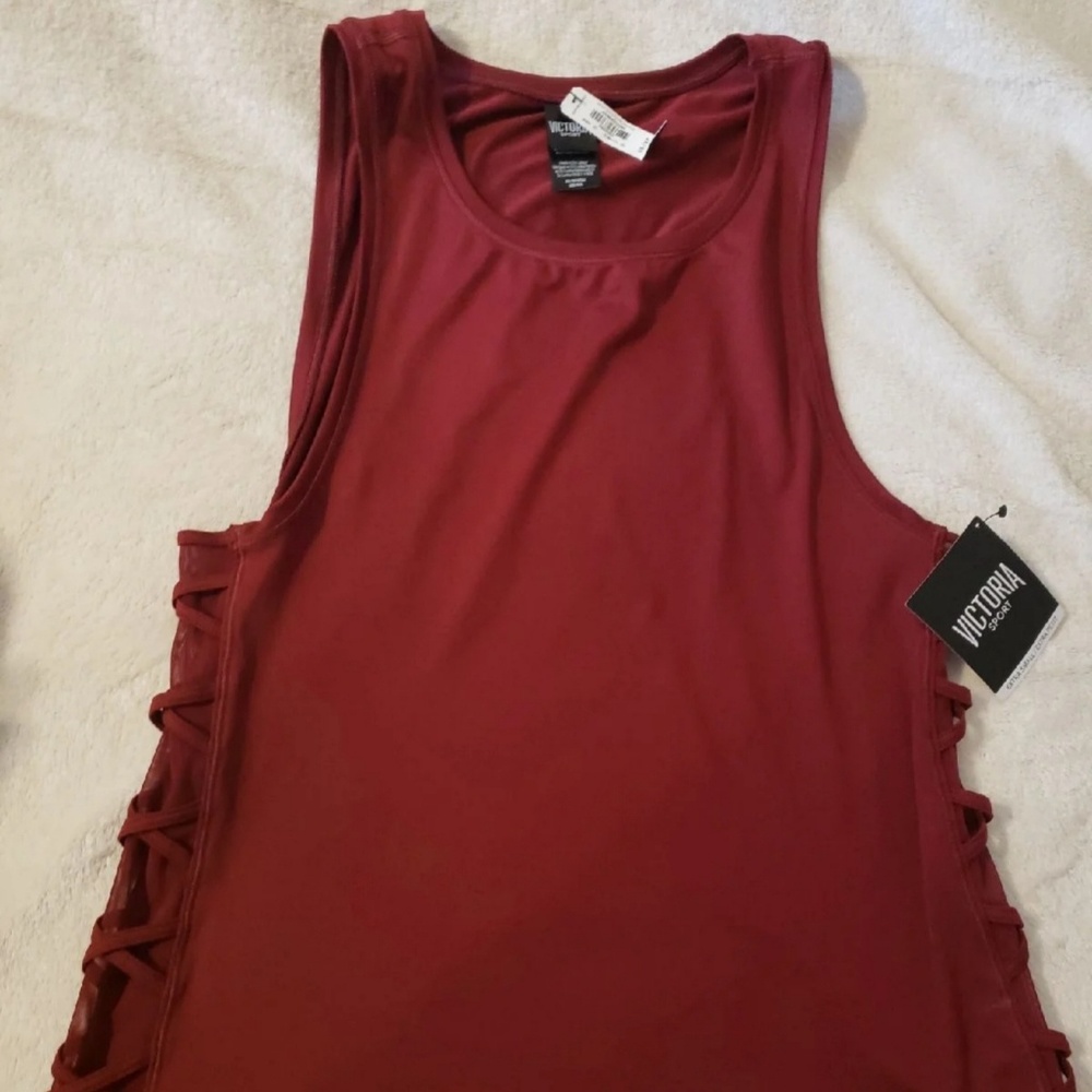 Victoria Sport tank top